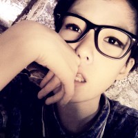云影清歌