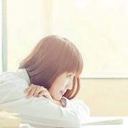 奶盖小企鹅